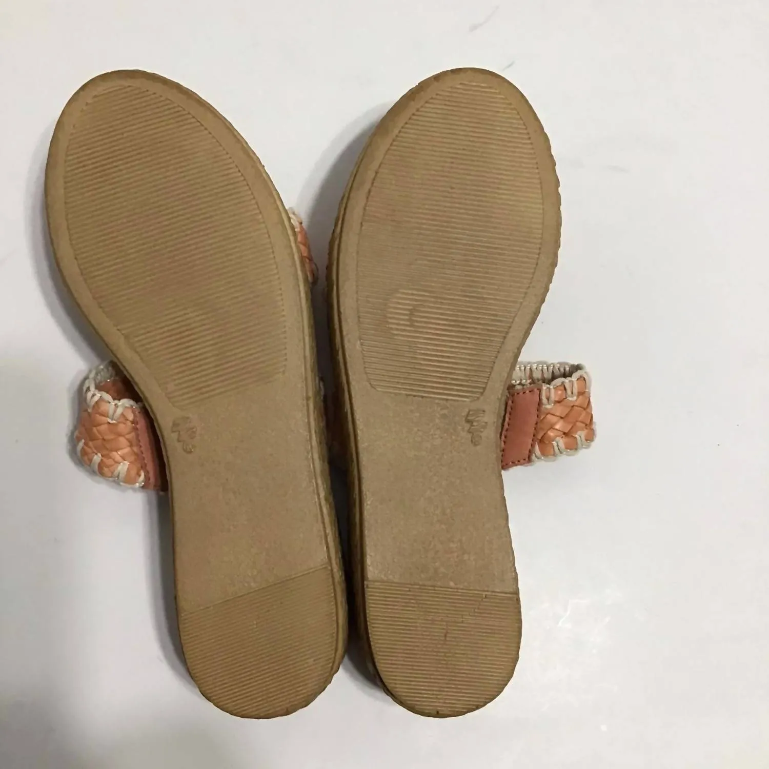 Anette Sandals In Coral
