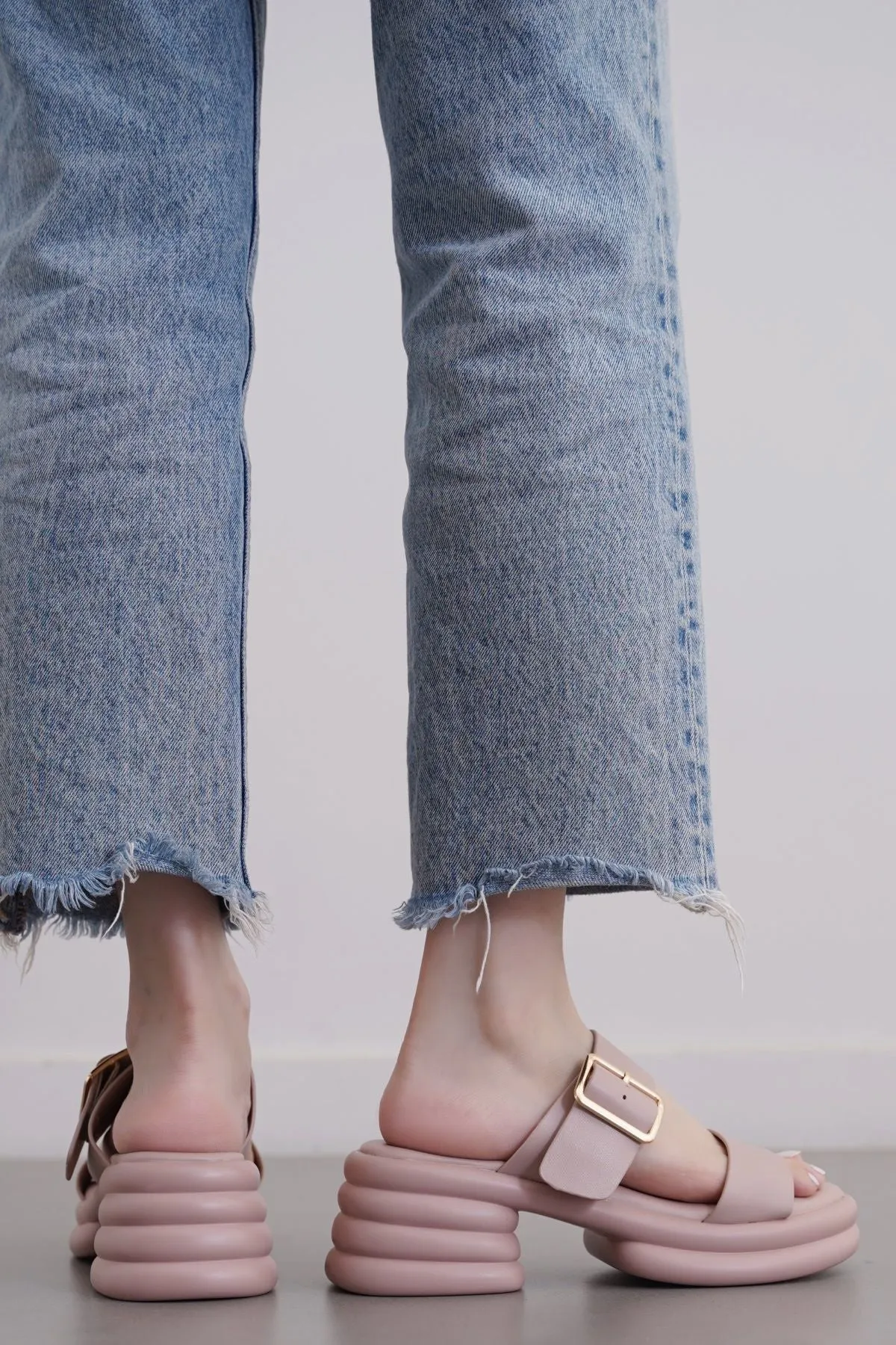 BUBBLE MAMA HEELS