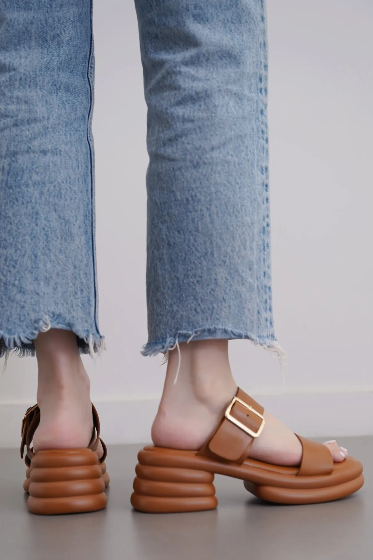 BUBBLE MAMA HEELS