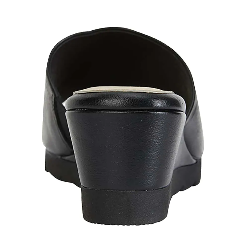 Calypso Heel in Black Leather