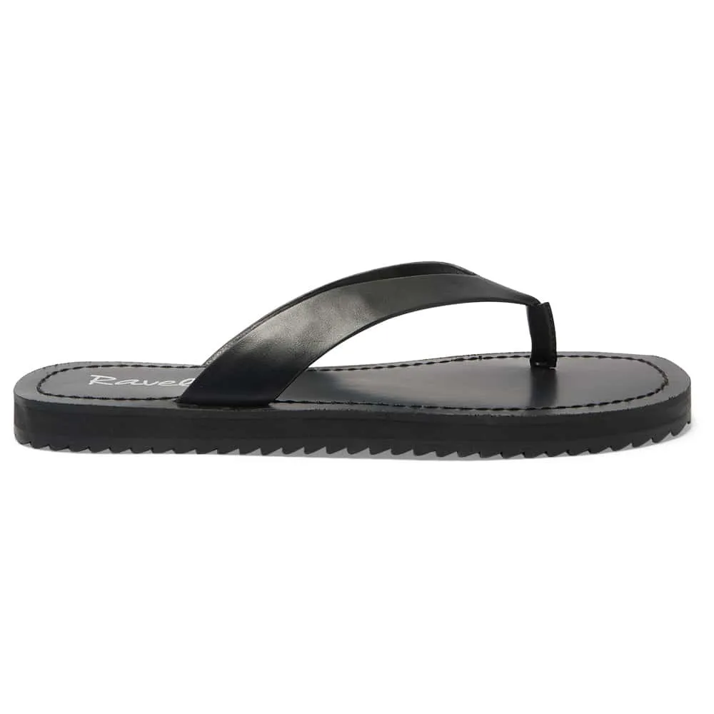 Corfu Flat in Black Smooth