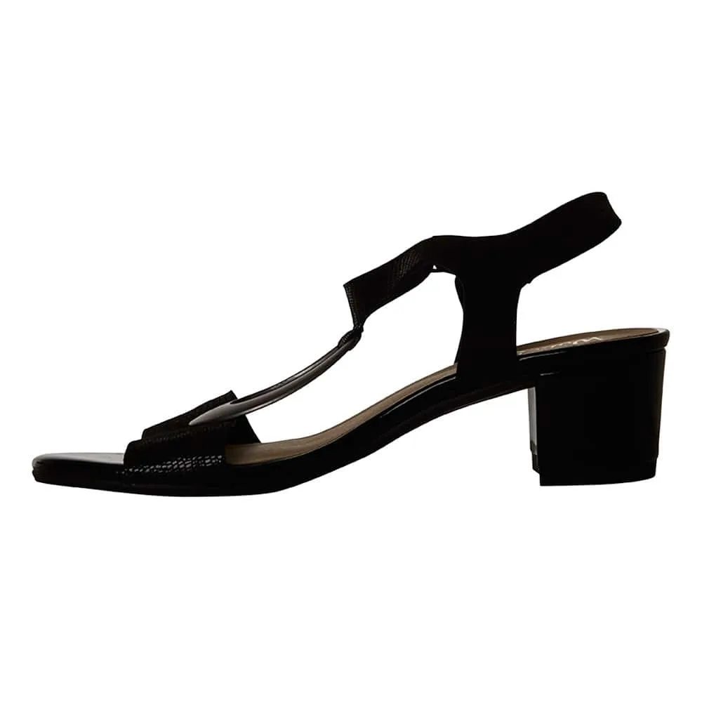 Eileen Heel in Black Leather