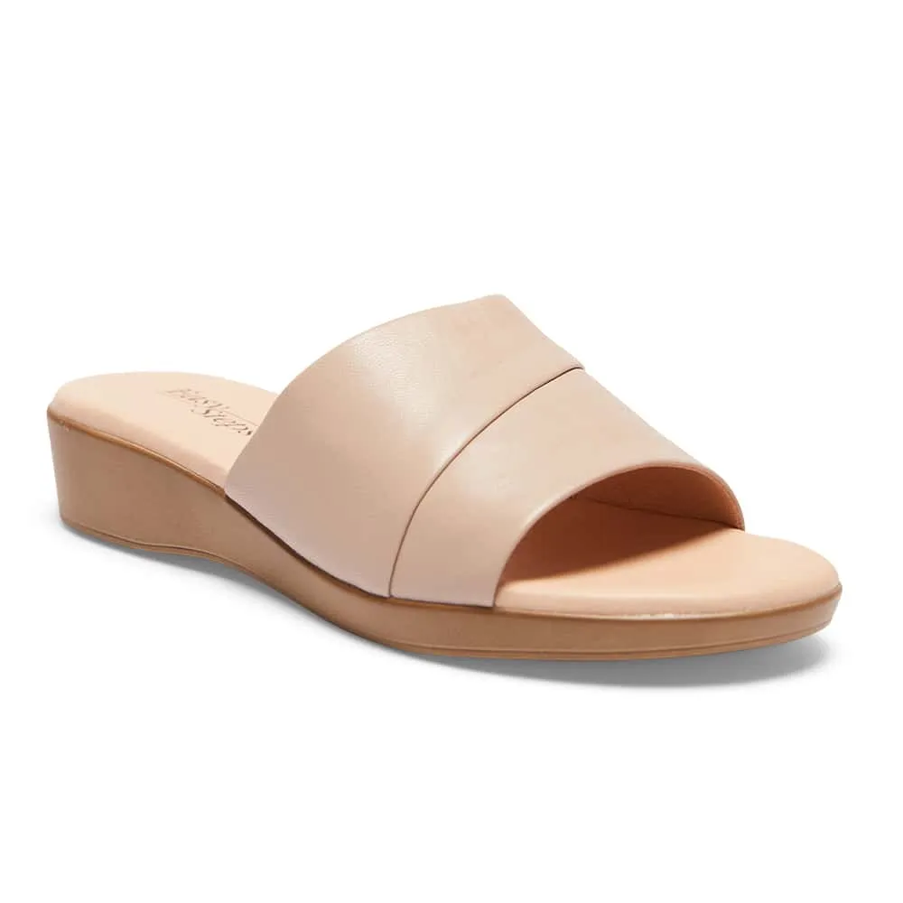 Ellen Slide in Nude Leather