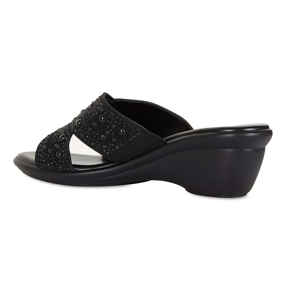 Honey Heel in Black