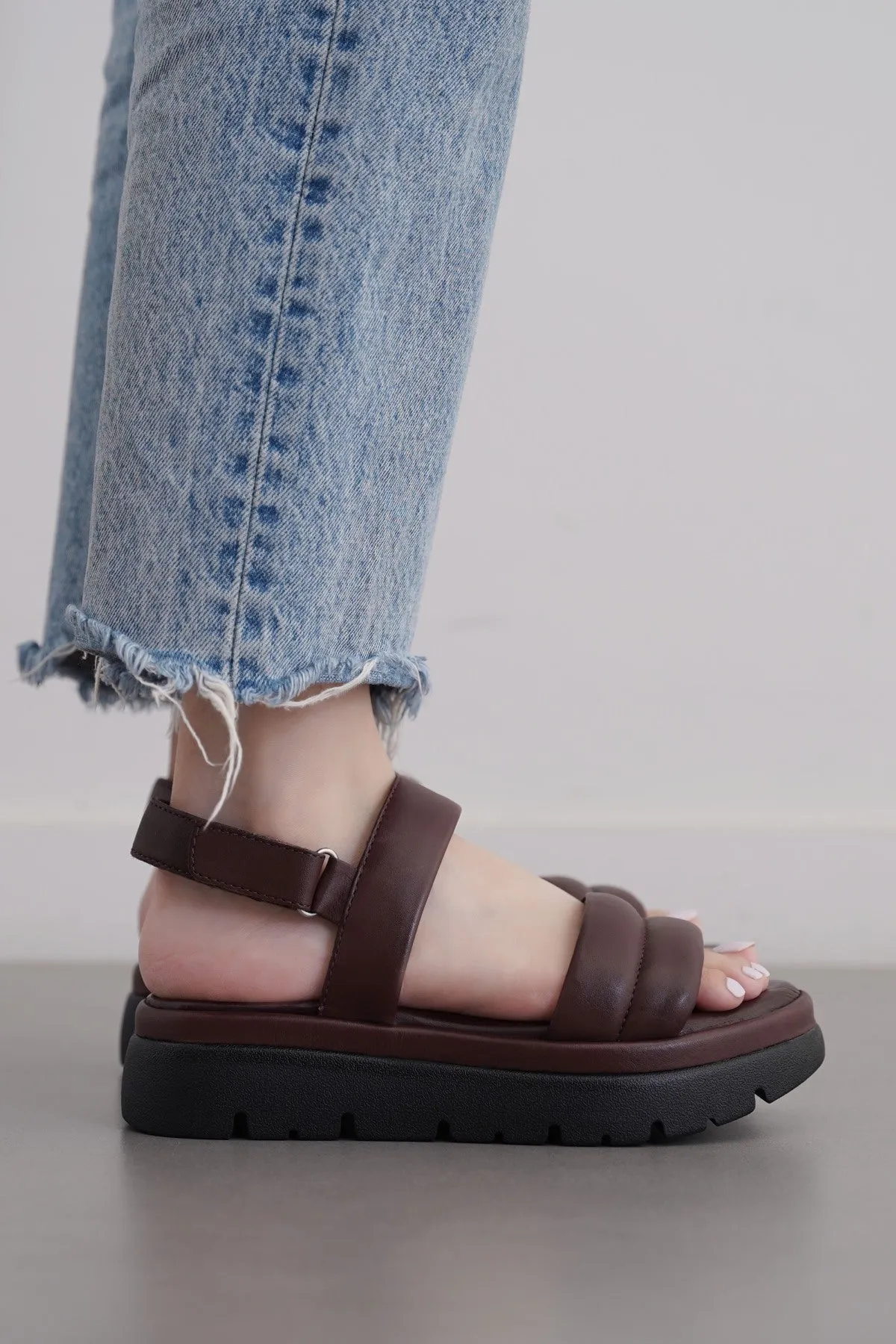 LEATHER MAMA SANDALS