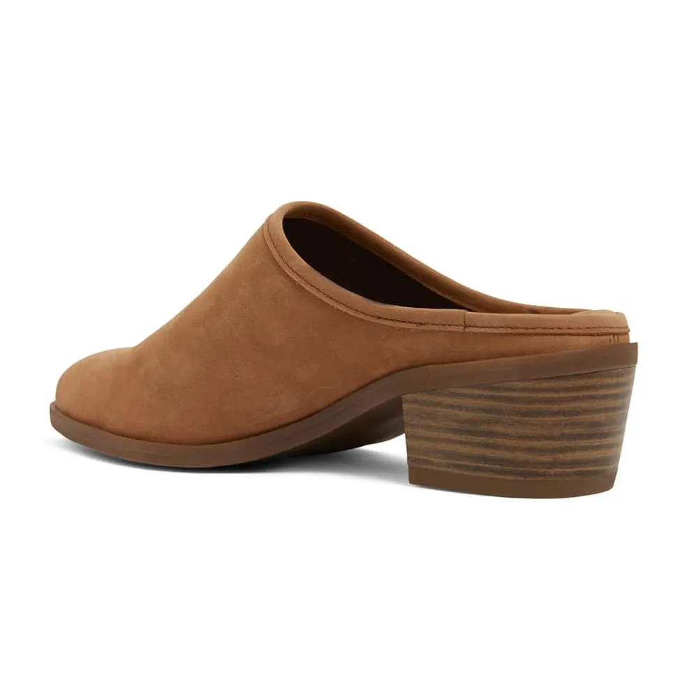 Magnum Heel in Tan Nubuck