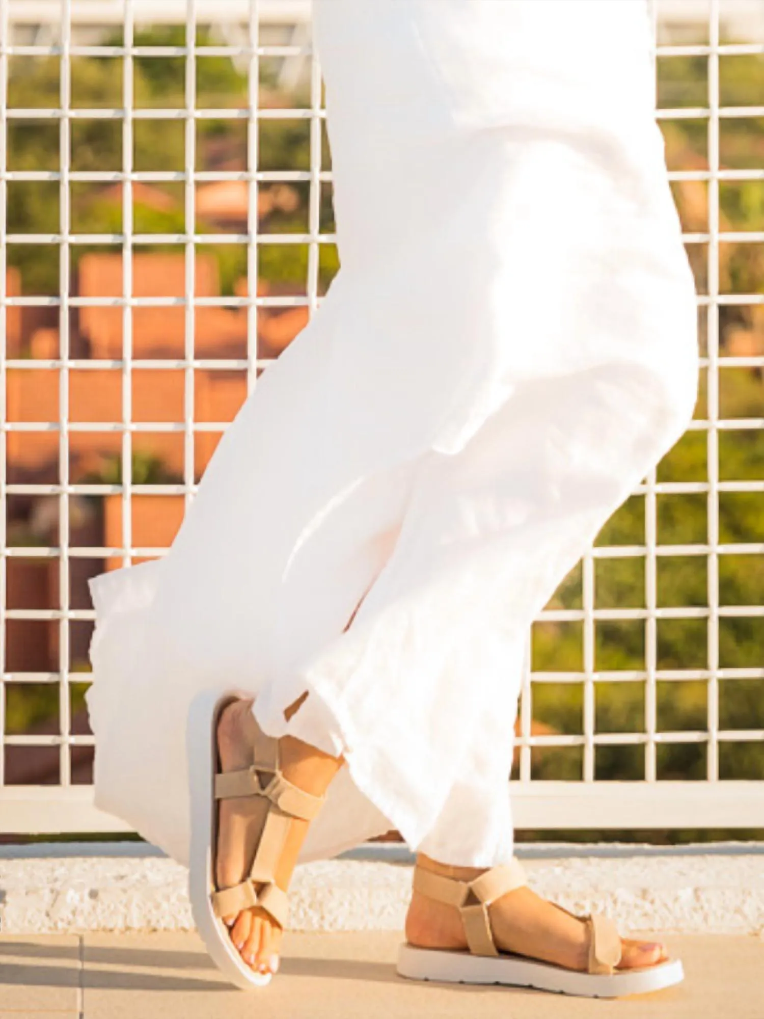 Press 4 Sandal In Natural
