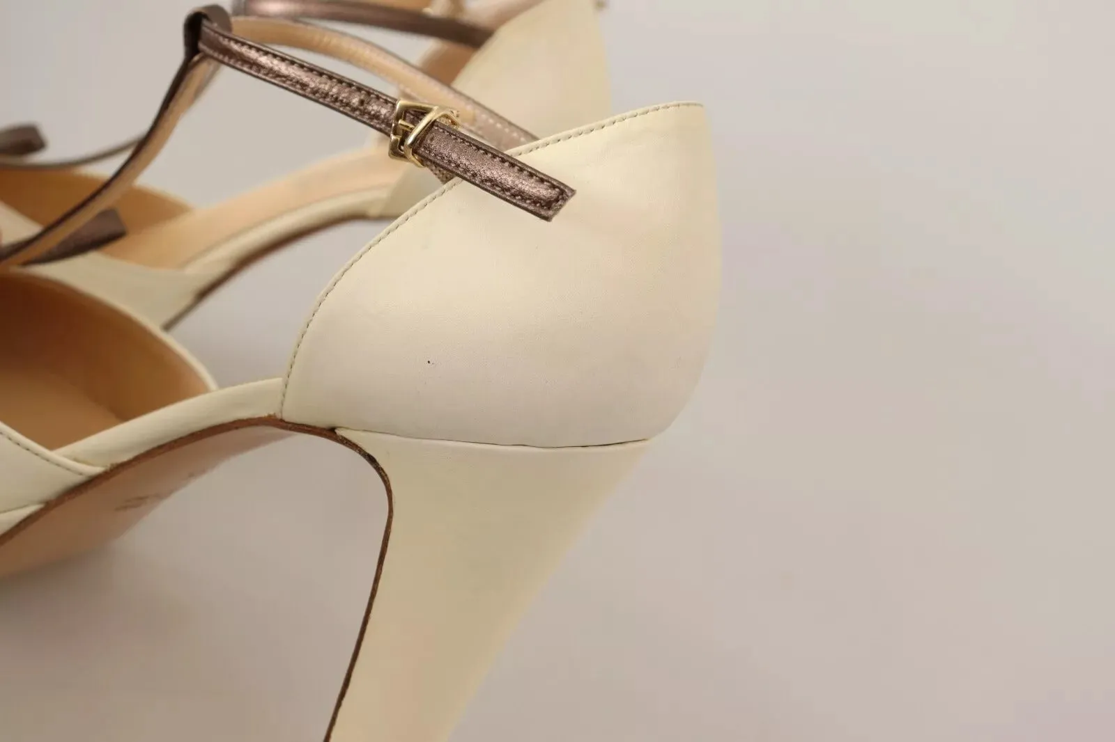 SERGIO LEVANTESI ivory Leather T-Strap Heels Sandals Women's Shoes (Pre-Owned)