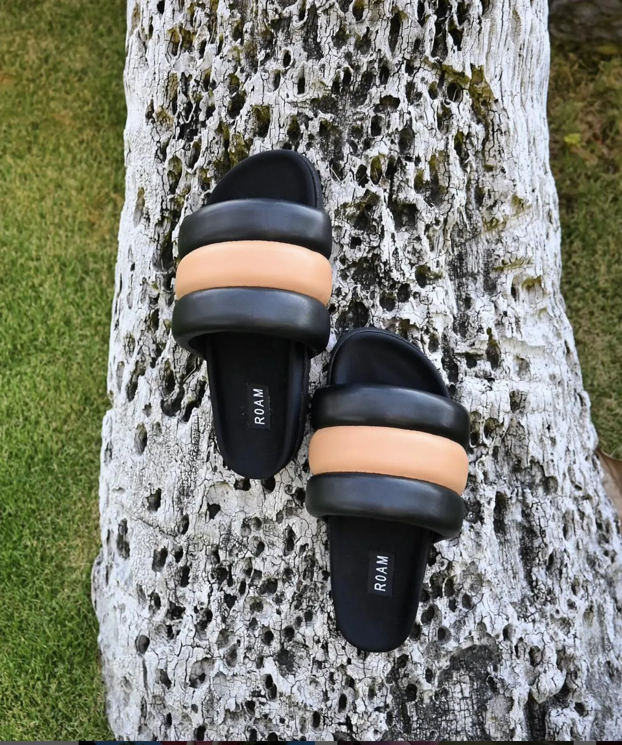 The Puffy Sliders In Black/tan
