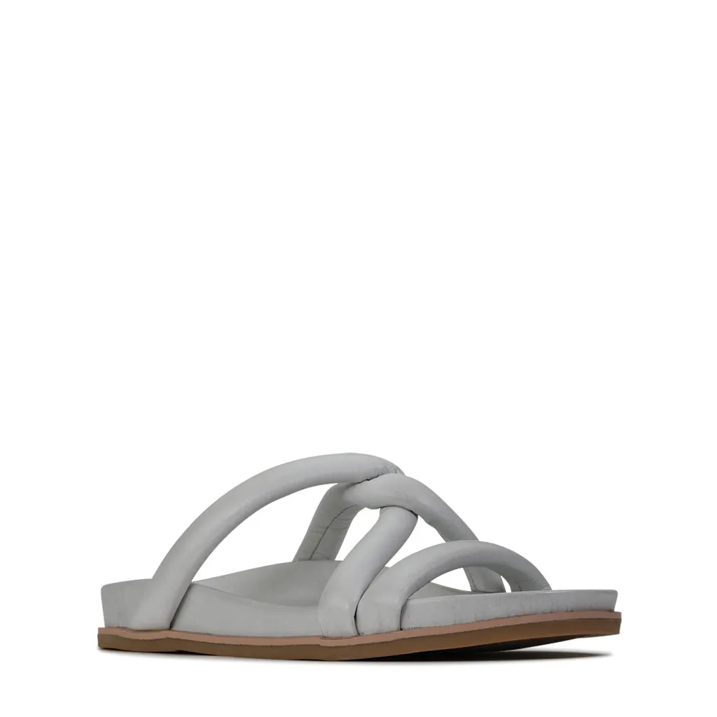 TIES LEATHER SANDALS