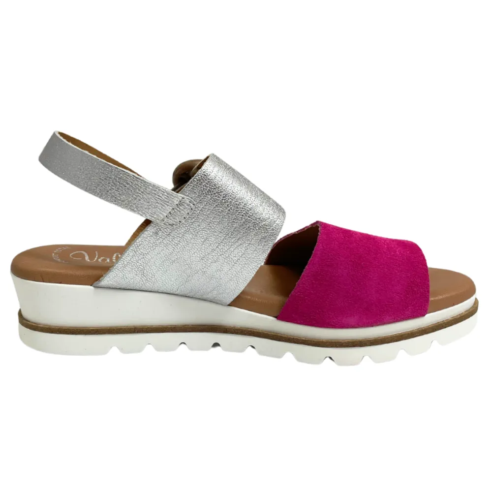 Valeria's Kellyjo Plata Silver Soft Leather Sandal (Women's)