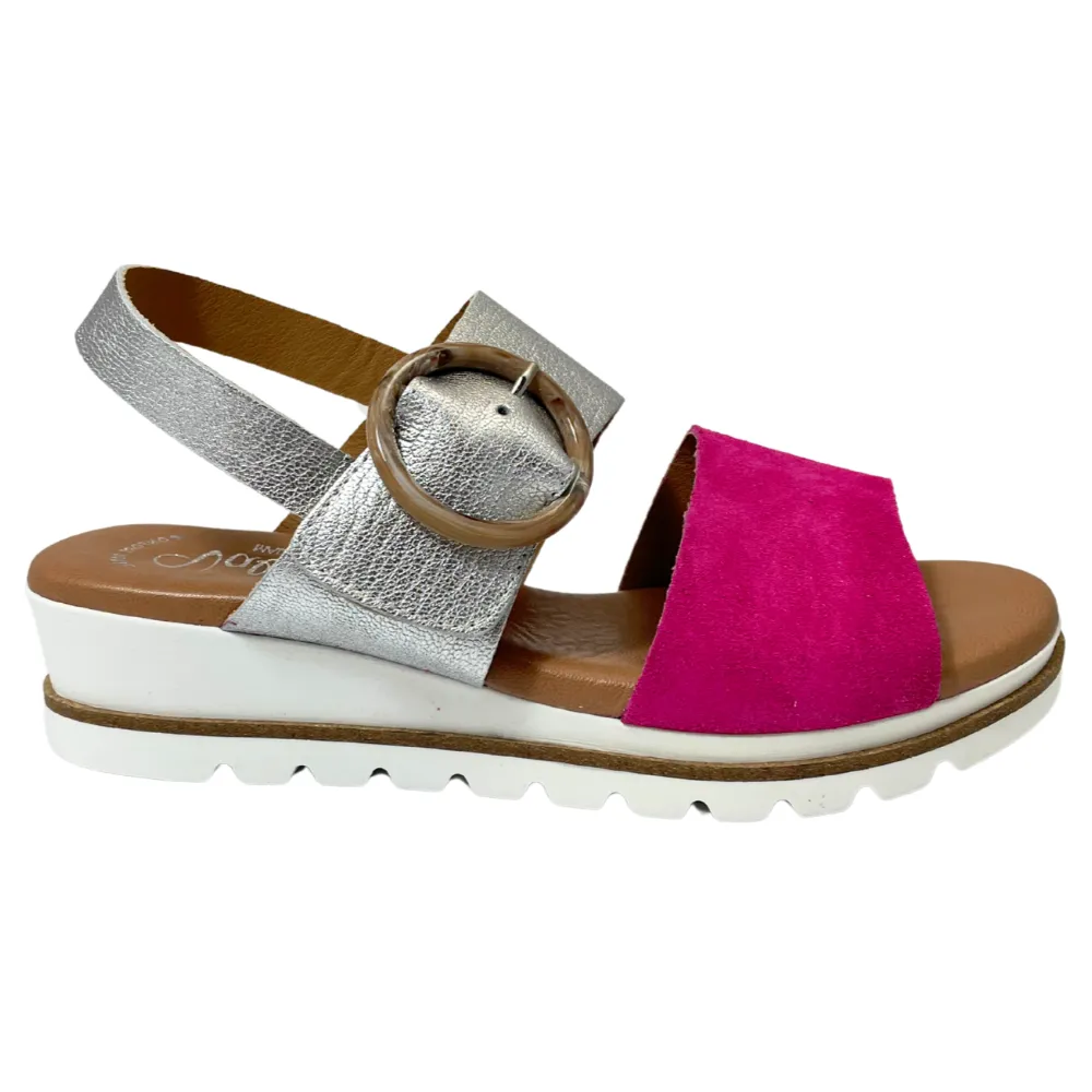 Valeria's Kellyjo Plata Silver Soft Leather Sandal (Women's)
