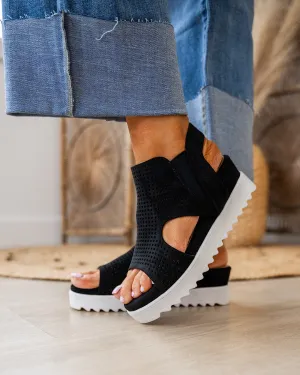 Very G Amy 2 Sandals - Black