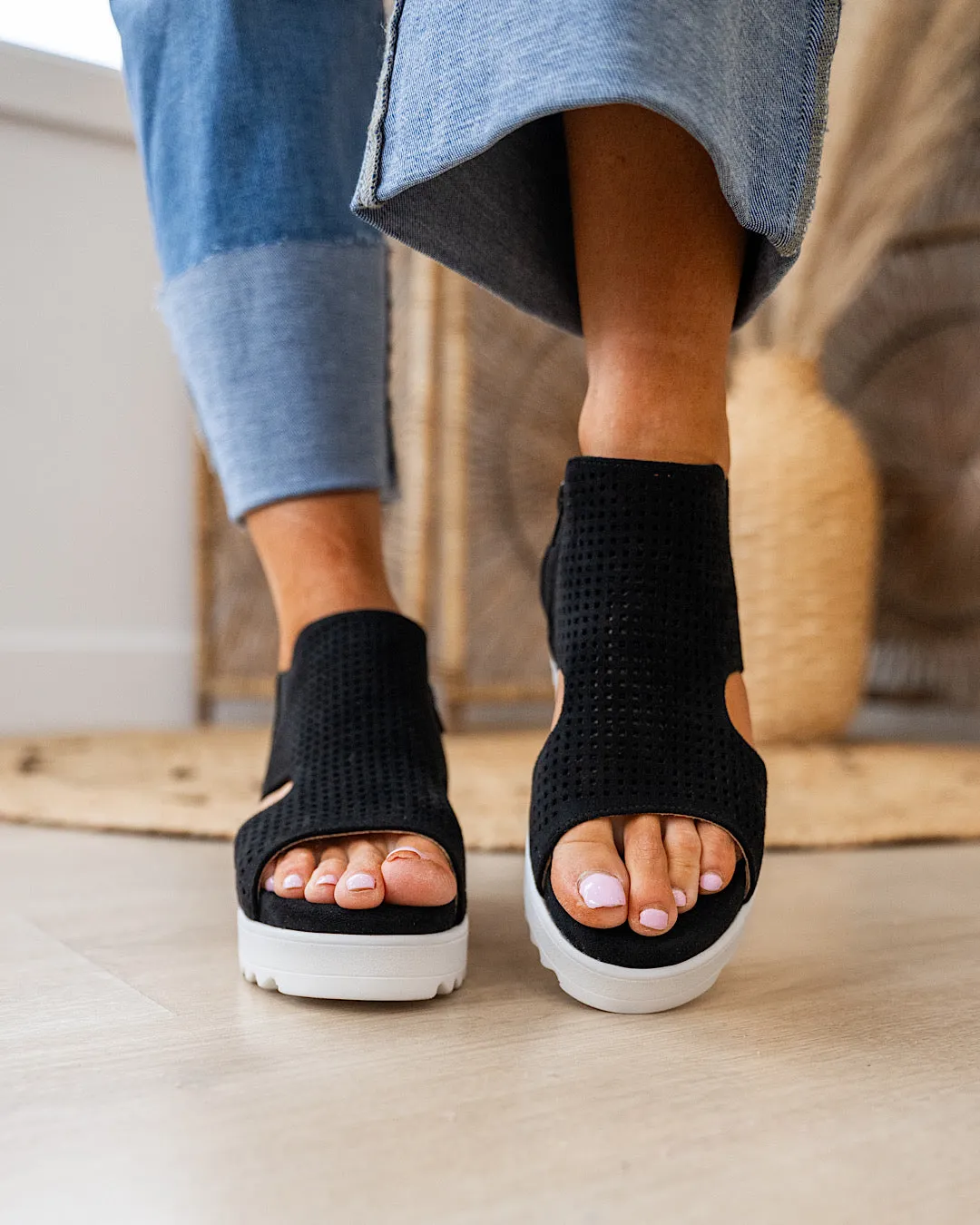 Very G Amy 2 Sandals - Black