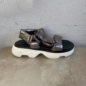 Wave 23726 Gunmetal - LAST PAIR size 38