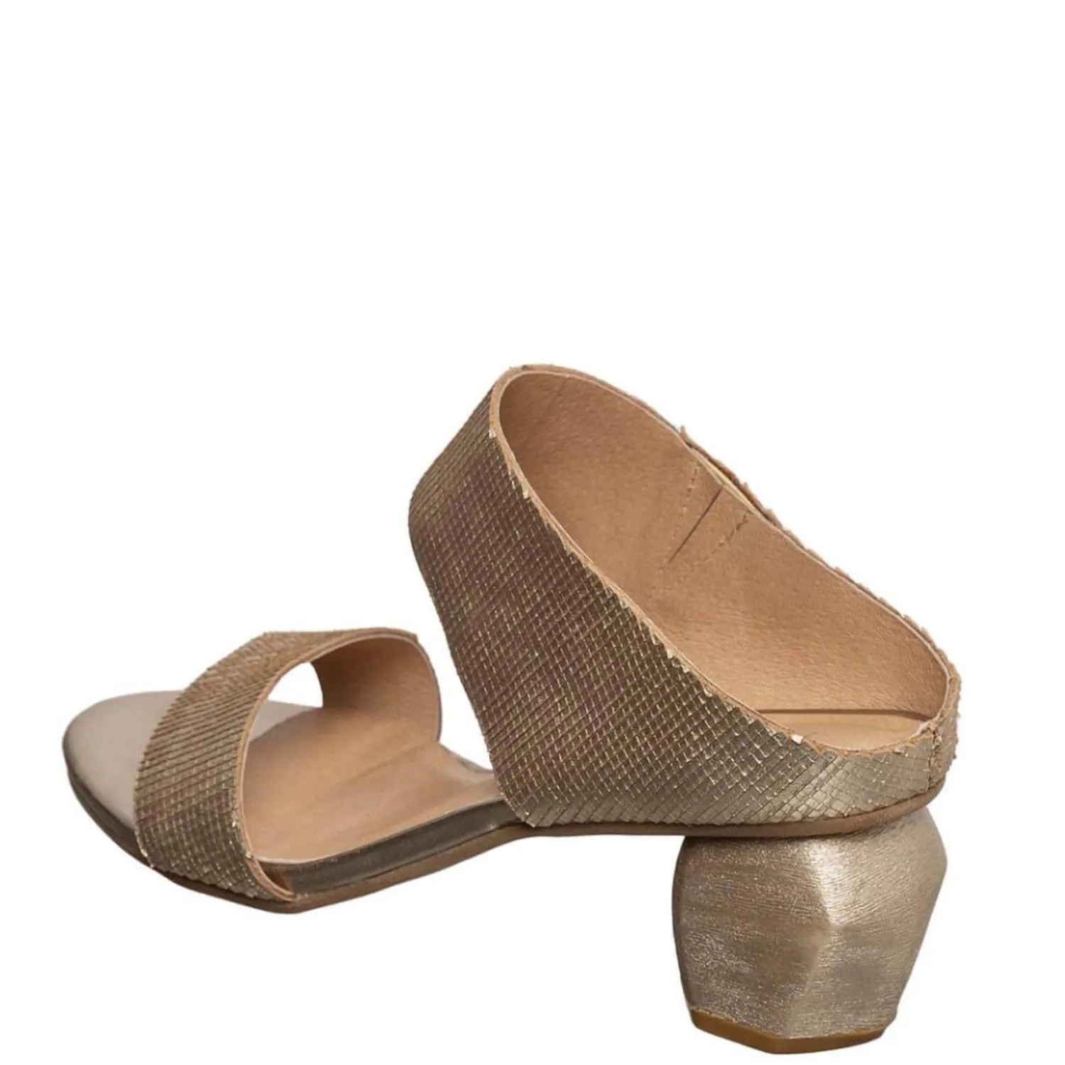 Women's Amelia Sandal In Gold