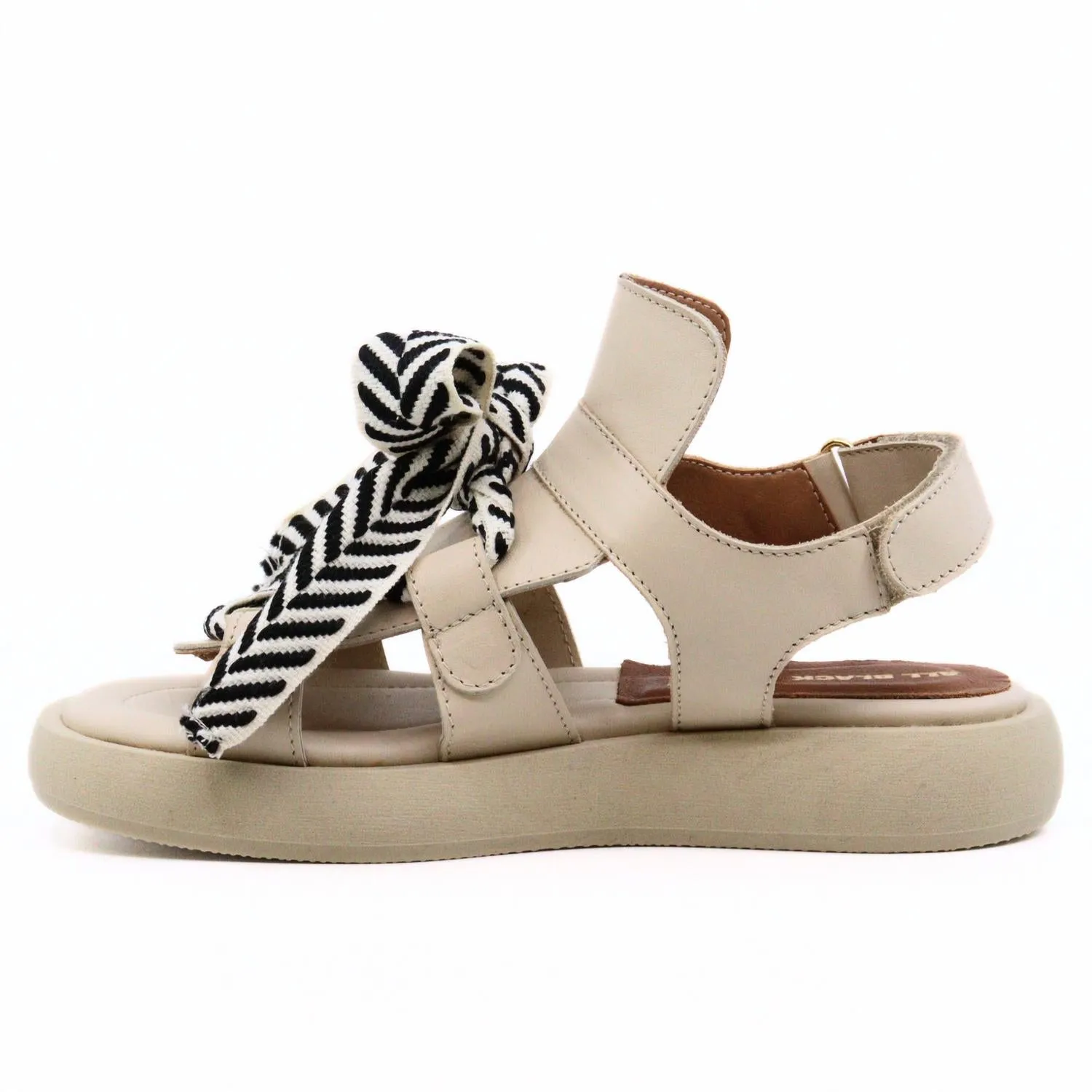 Women's Bowlace Sandal In Ivory