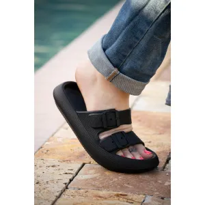 Women's Buckle Slides Sandal In Black