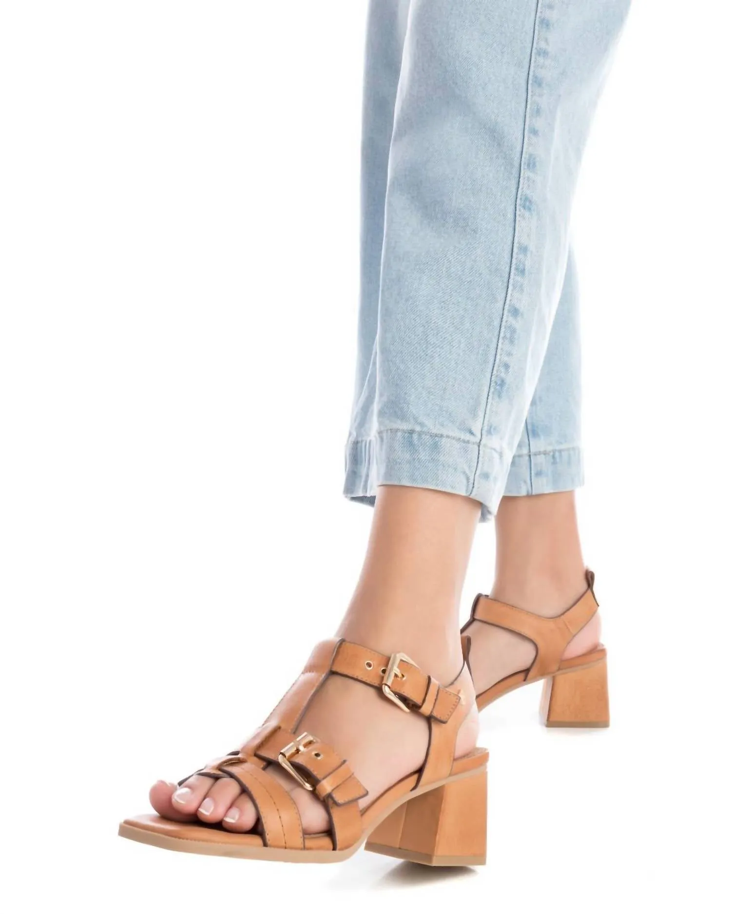 Women's Carmela Sandals In Camel