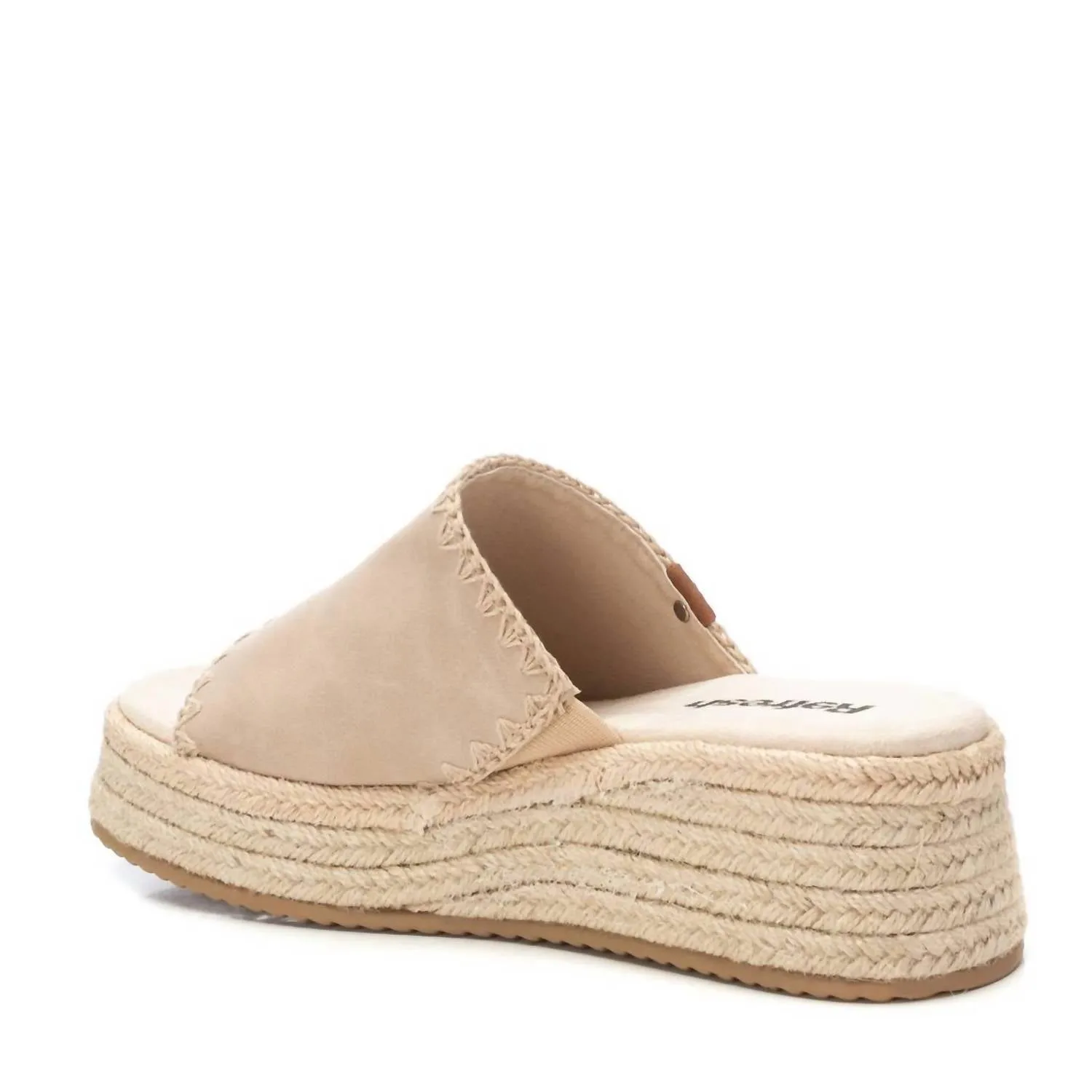 Women's Casual Sandals In Beige