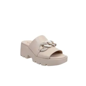 Women's Iso Sandals In Beige