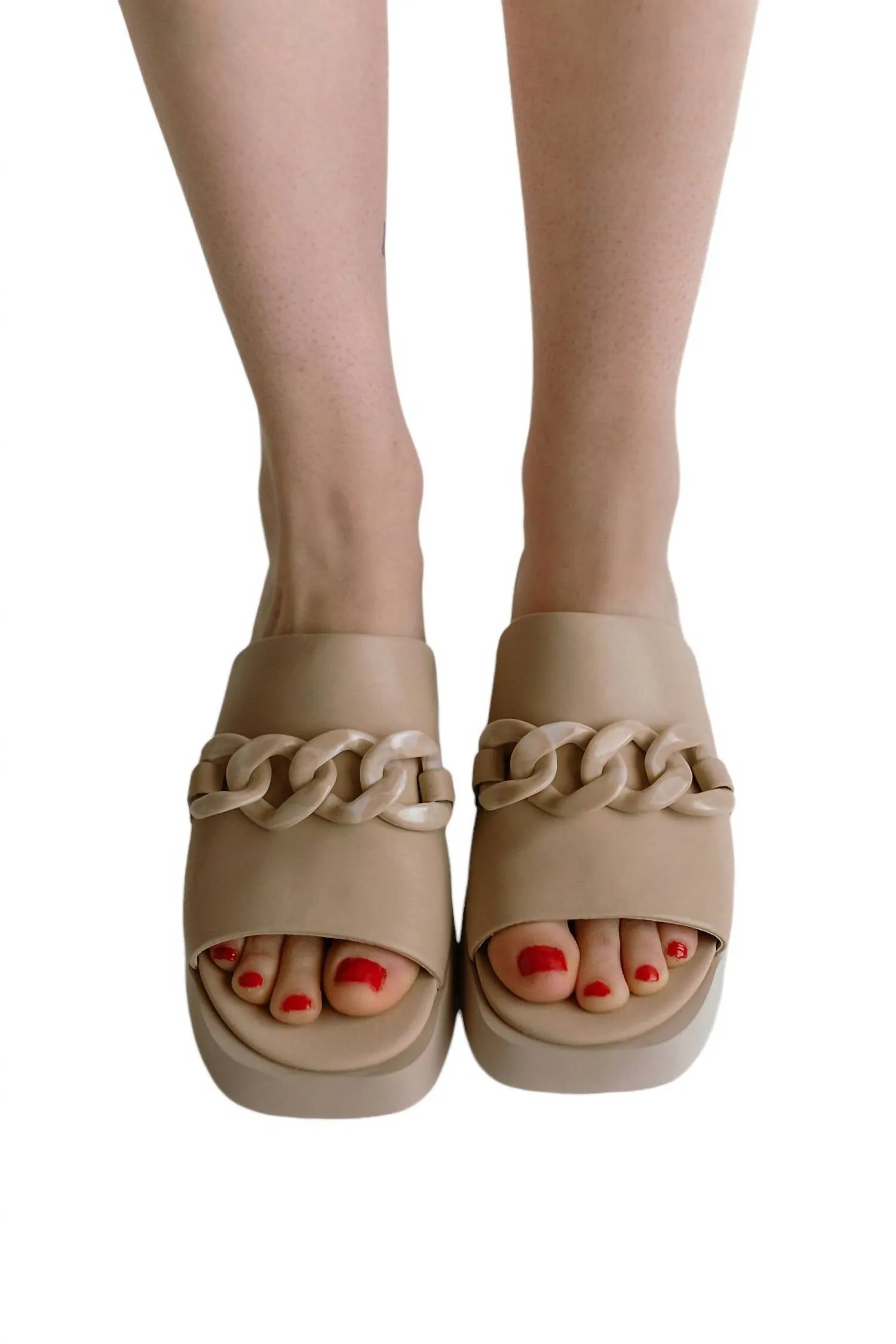 Women's Iso Sandals In Beige