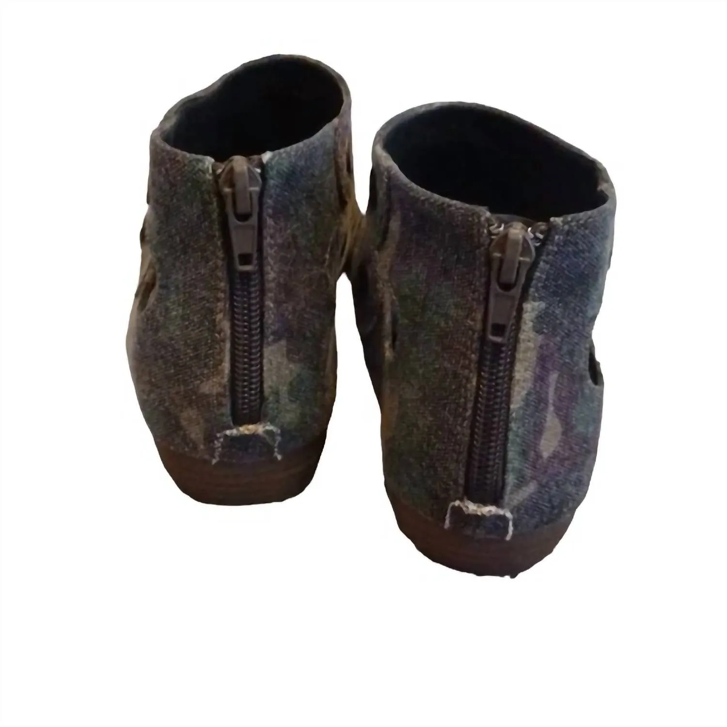 Women's Ohana Sandals In Camo