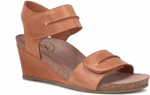 Women's Reason Sandals In Caramel