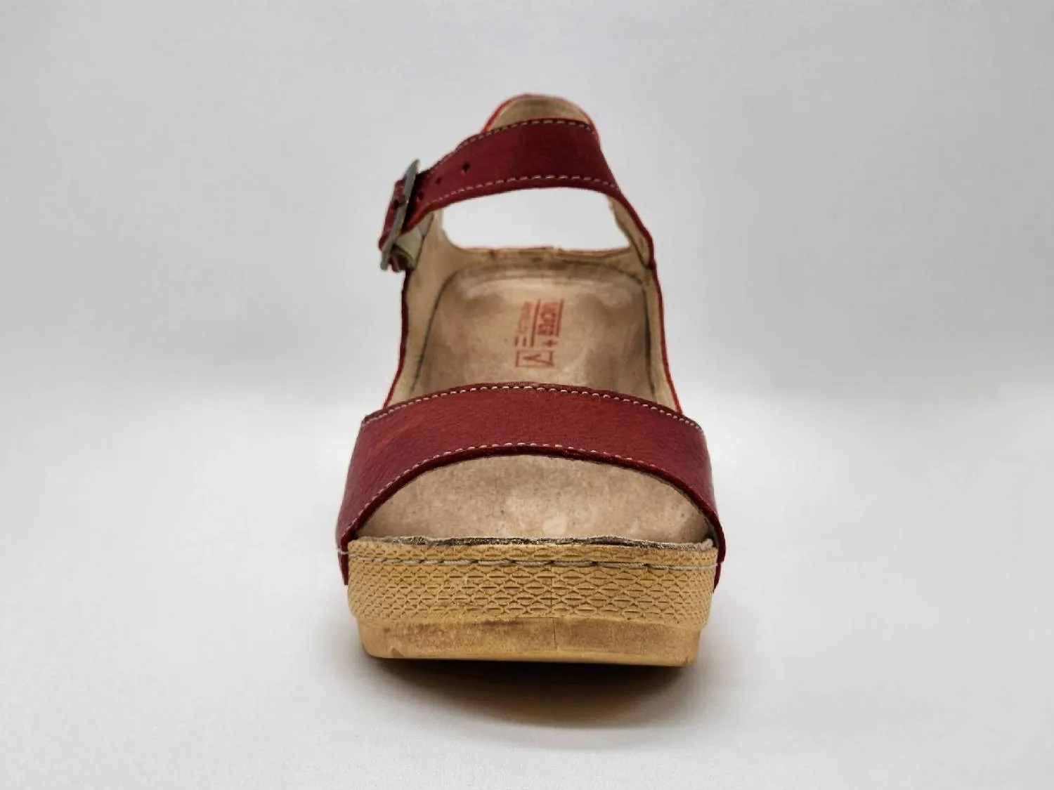 Women's Wedge Leather Sandal In Red